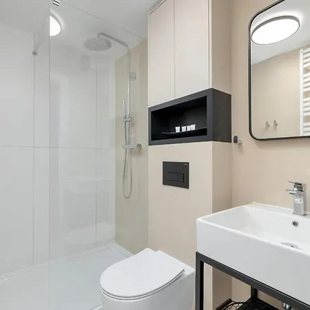 Apartamento Comfortable Studio Mlynska With Balcony By Rent Like Kołobrzeg