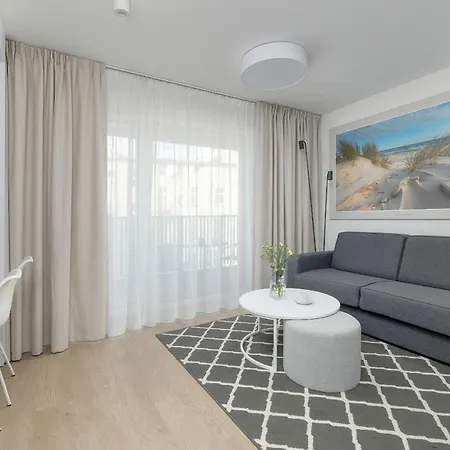 Apartamento Comfortable Studio Mlynska With Balcony By Rent Like Kołobrzeg