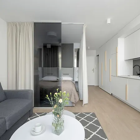 Comfortable Studio Mlynska With Balcony By Rent Like Kołobrzeg
